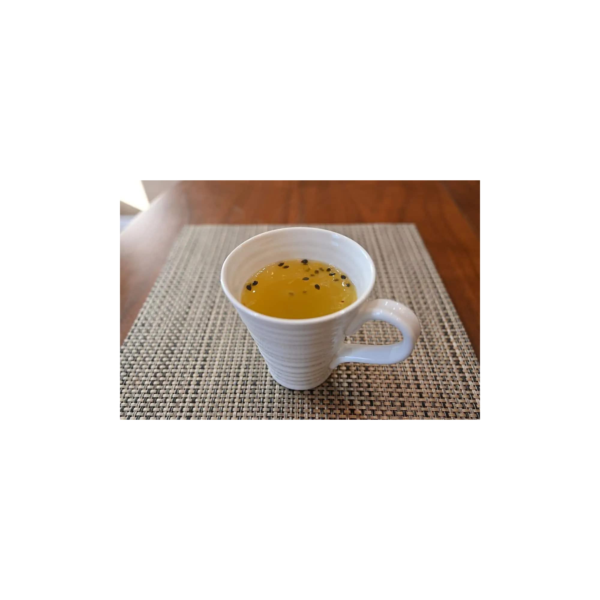 Vonbee Passion Fruit Honey Puree, 42.32 Ounce